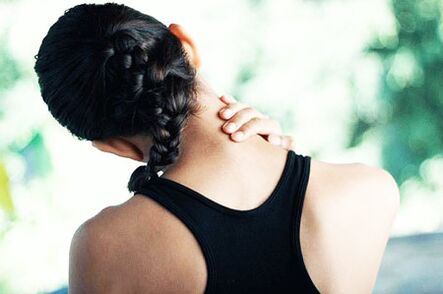 Discomfort for throat movements - symptom of osteochondicity